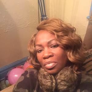 Meet your Posher, Yolonda